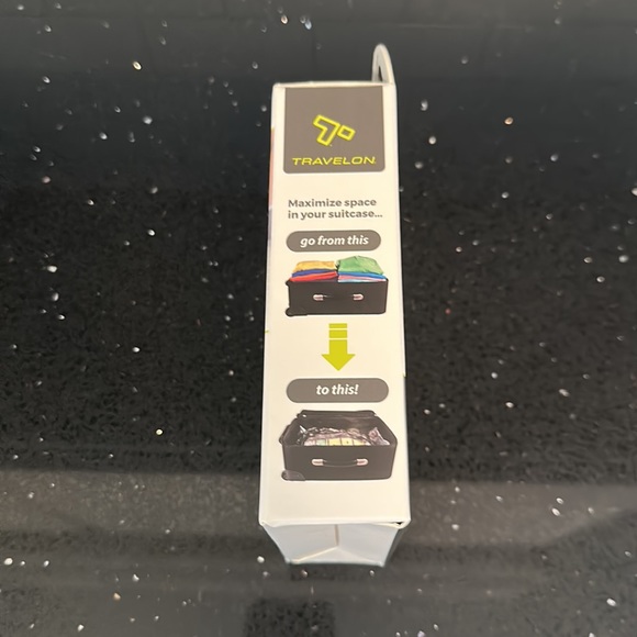 Compression Travel - Picture 4 of 4